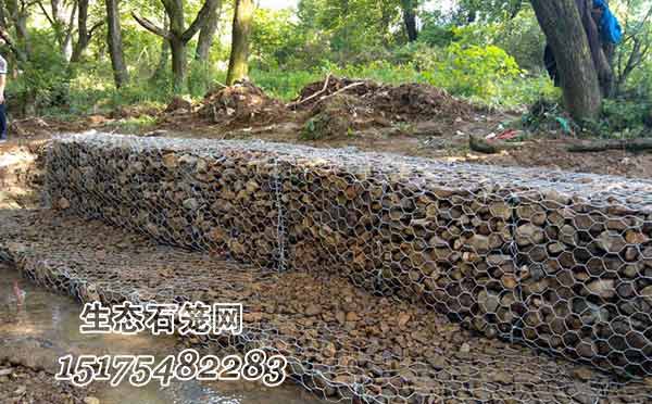 鉛絲籠護(hù)岸