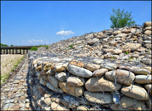 護(hù)坡石籠網(wǎng)